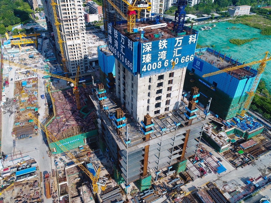 A new landmark: Steel structure topped out at the 358.7 m Shenwan Huiyun Center — original report image 6