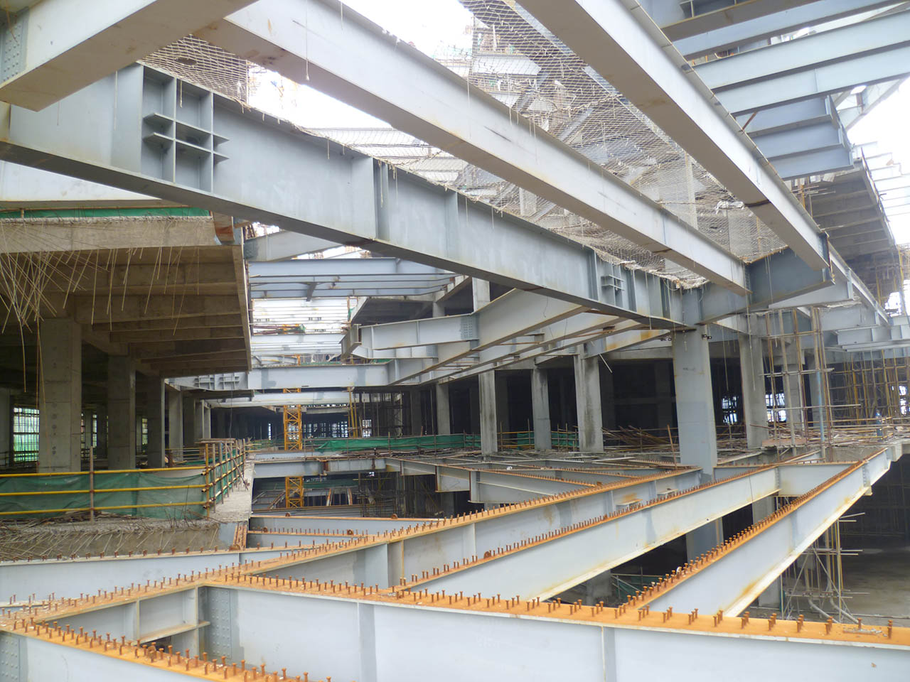 Nanning CR Center Phase I Shopping Mall — project image 4