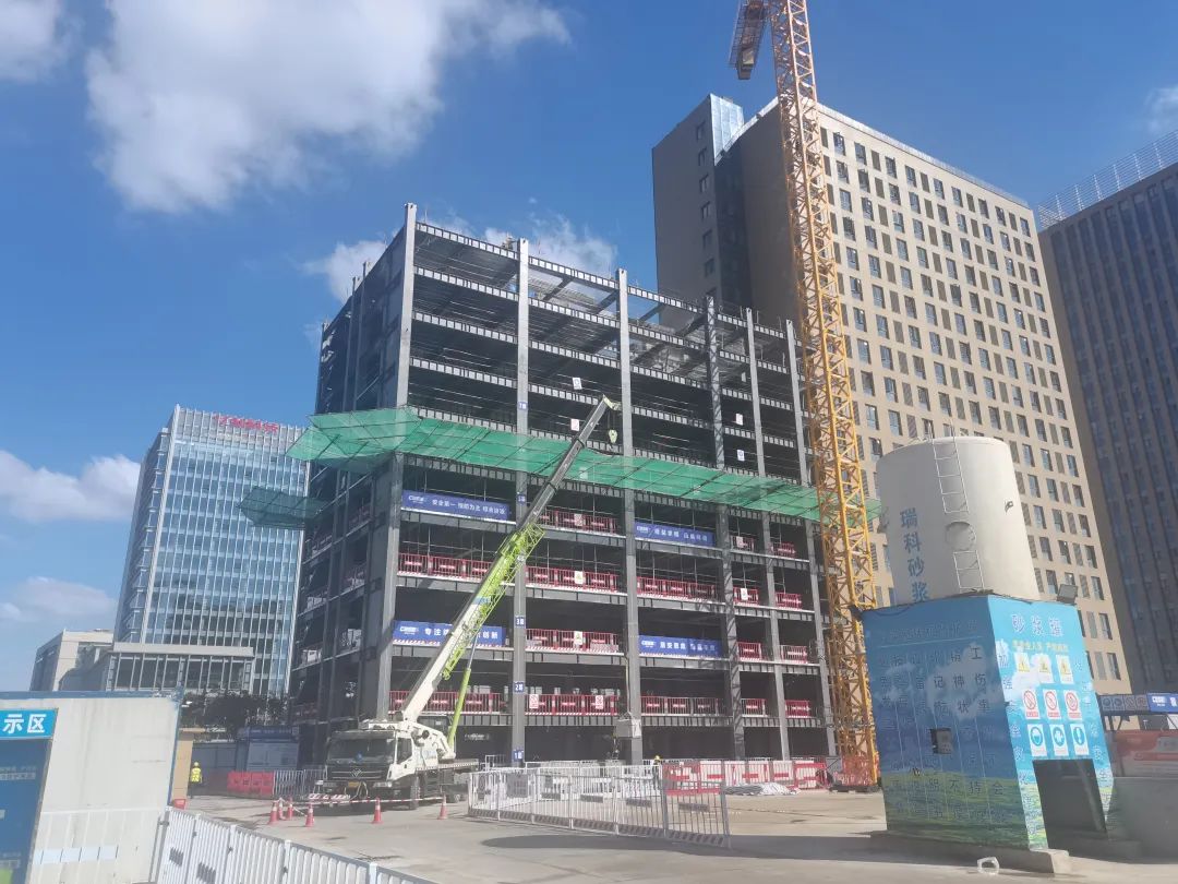 Wuxi's first prefabricated steel apartment project tops out — original report image 4