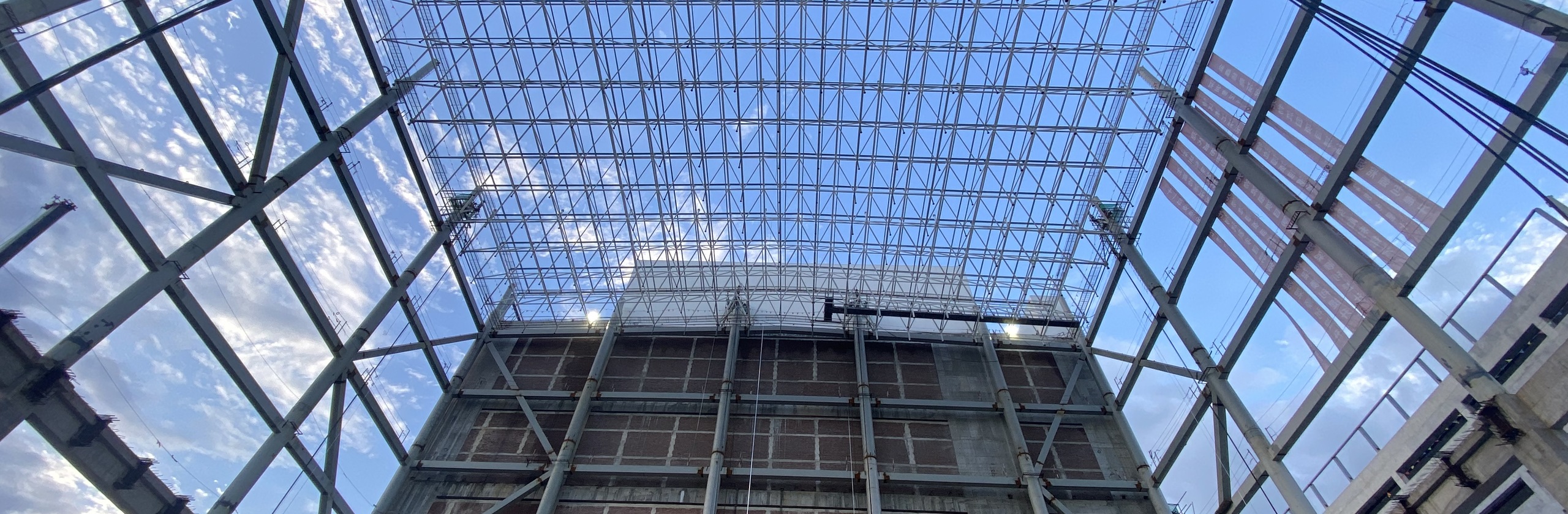 Steel roof structure of a high-rise cold storage project in Shenzhen